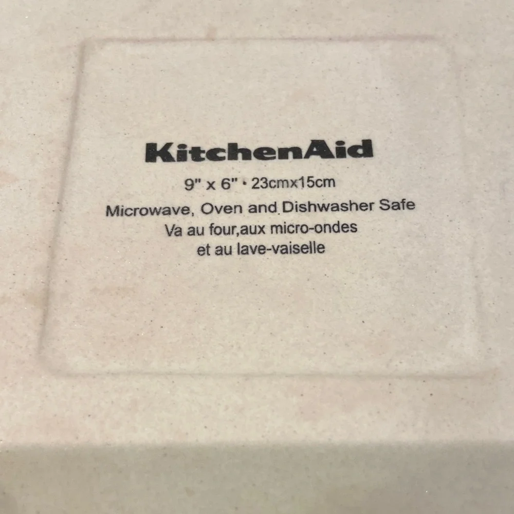 Kitchenaid 9”x 6”Red Ceramic Baking Dish - Picture 7 of 9